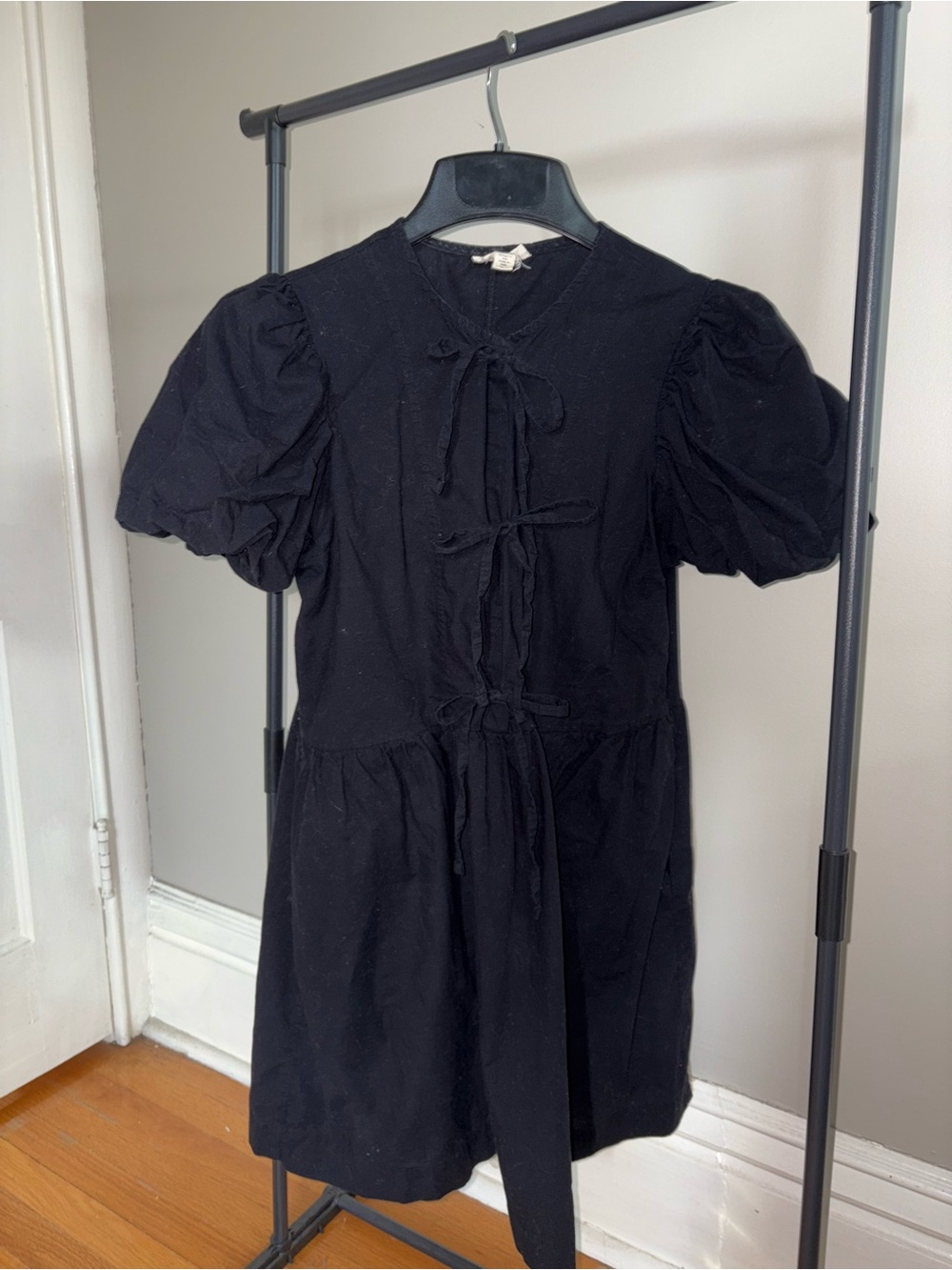 Black Puff-Sleeve Tie-Front Dress